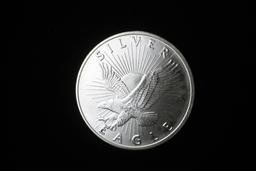 1oz .999 FINE SILVER AMERICAN EAGLE COIN