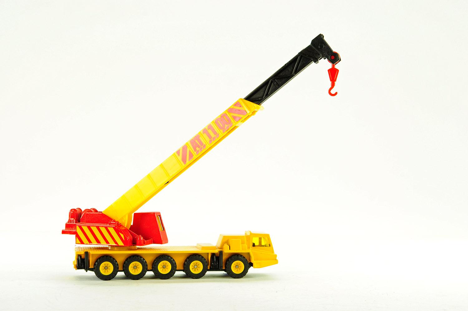 Grove AT1100 5-Axle Crane - 1:64