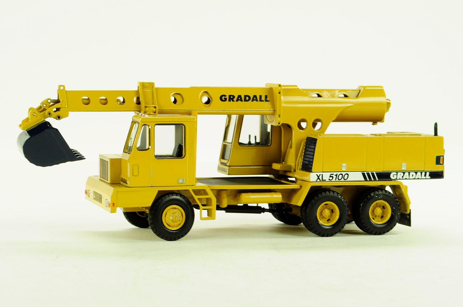 Gradall XL5100 Excavator