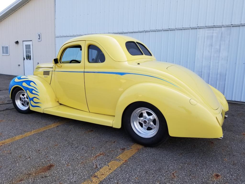 1939 Ford Standard Coupe 355/Auto