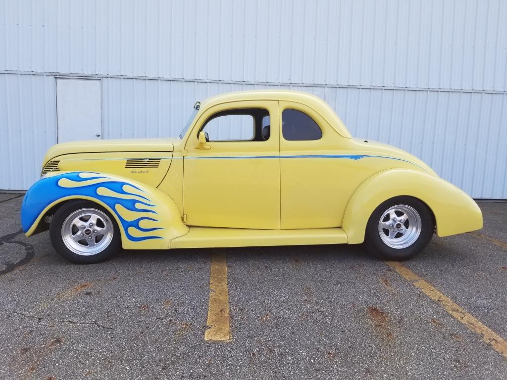 1939 Ford Standard Coupe 355/Auto