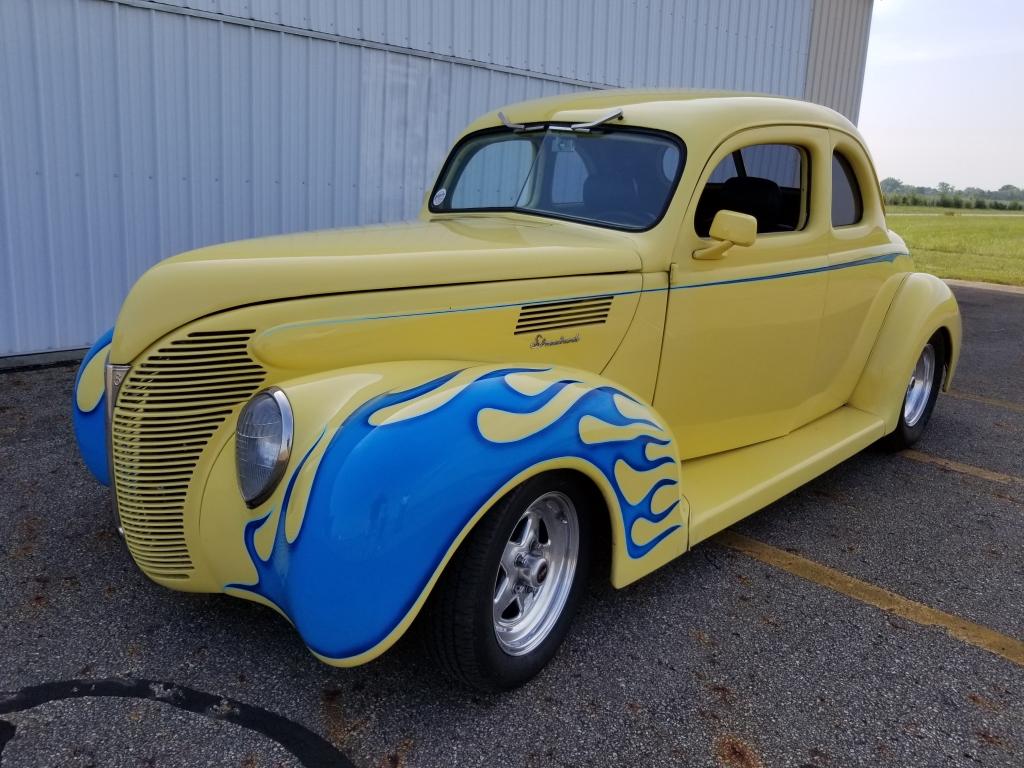 1939 Ford Standard Coupe 355/Auto