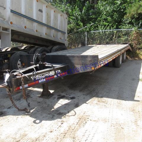 "Tow Master 8.5X24ft Pintle Hitch trailer deck is 19ft, 5ft beaver tail