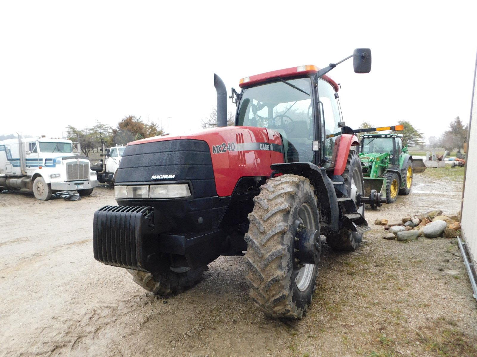 Case IH MX240 MFWD Tractor