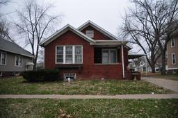 434 West Pierce Street, Macomb, IL