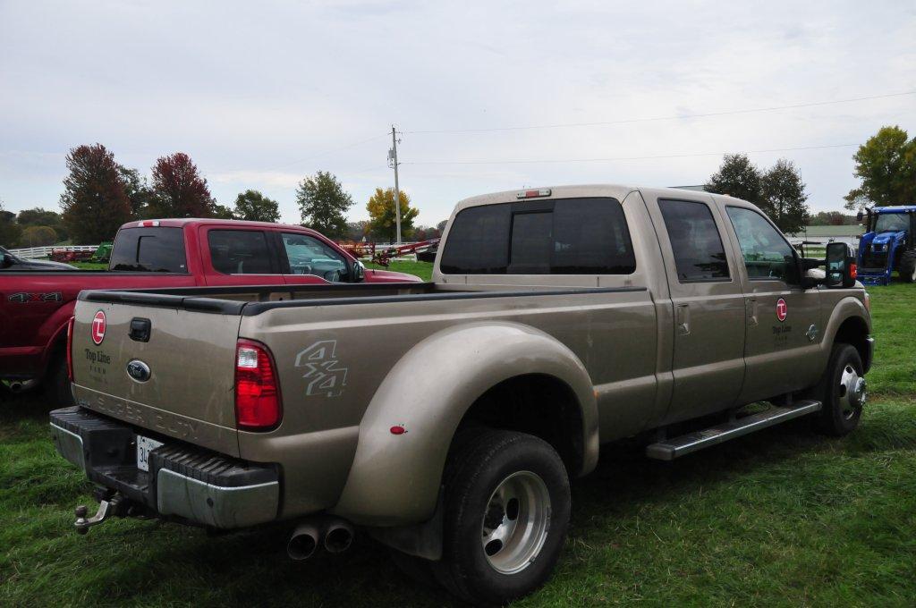 2012 Ford F350 Lariat Super Duty, 4x4 crew cab dually w/ 6.7 Turbo Diesel P