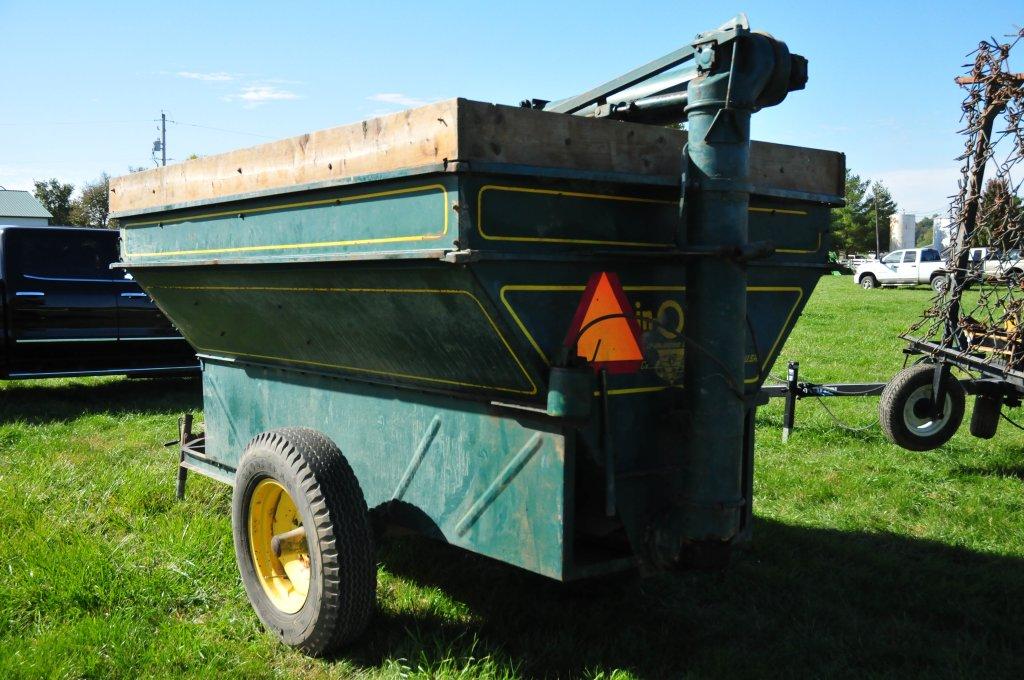 Grain-O-Vator, single axle auger wagon w/ rear self unloading auger