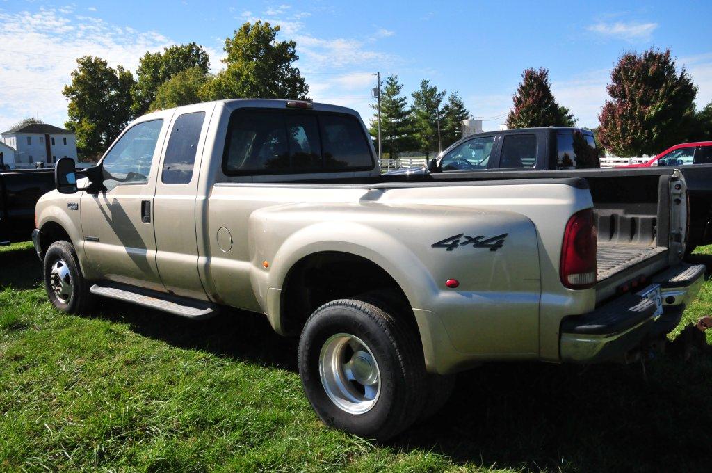 2001 Ford F350 Lariat Super Duty 4x4 super cab dually w/ 7.3 Powerstroke Di