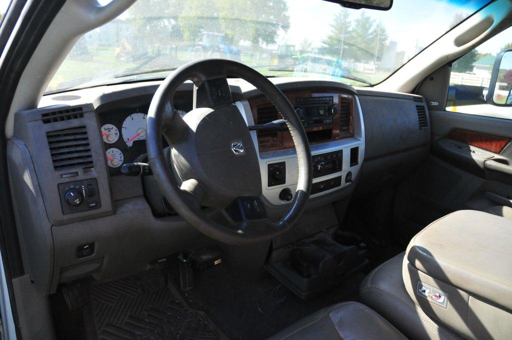 2006 Dodge Ram 2500 4x4 crew cab w/ 24V Cummins Turbo Diesel (needs work, h