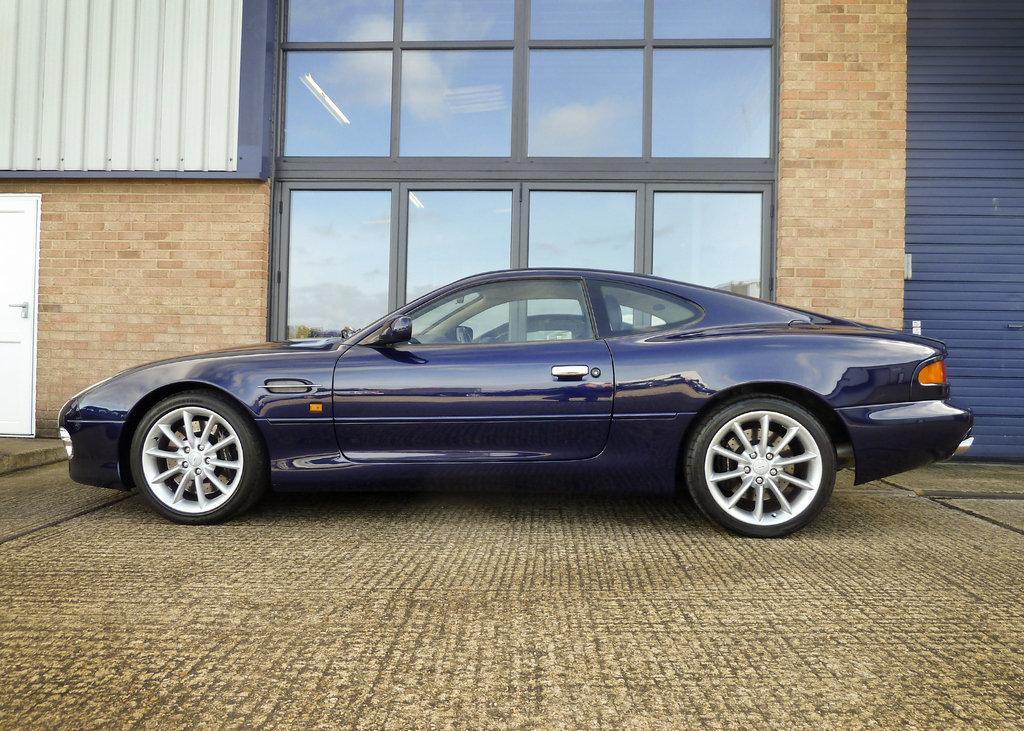 2000 Aston Martin DB7 Vantage