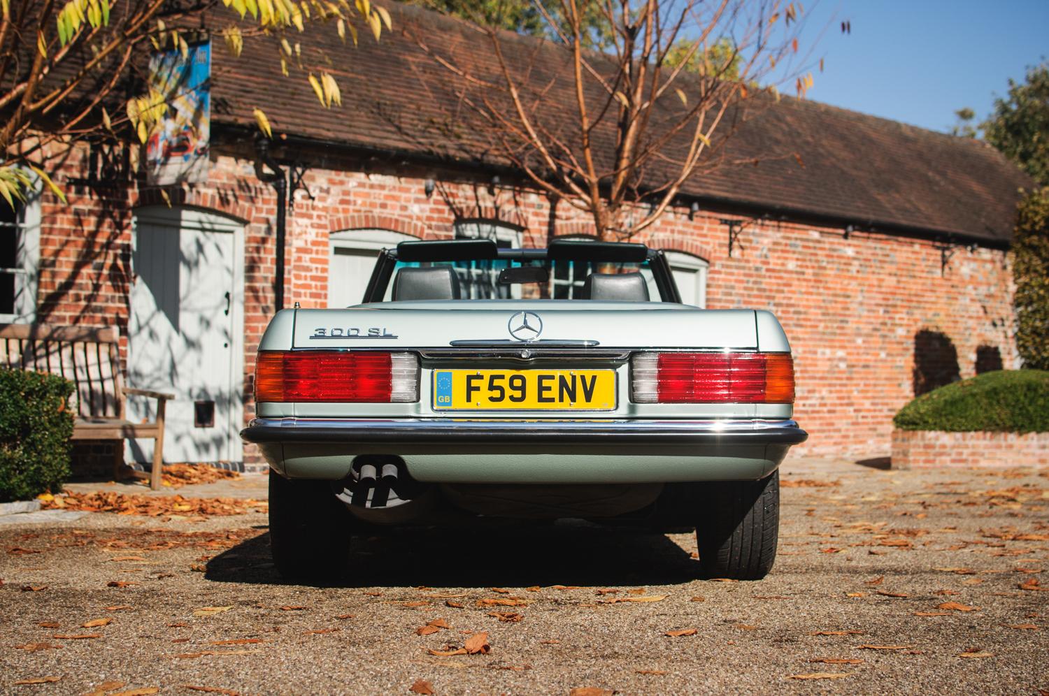 1989 Mercedes-Benz 300SL (R107)