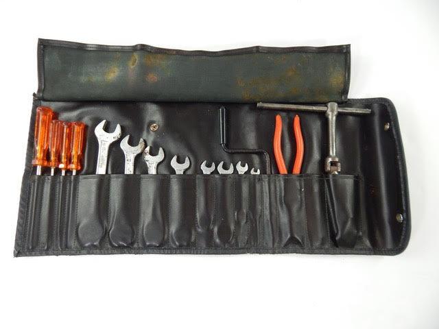 Ferrari 308 GTB Vetroresina Carb Tool Kit.