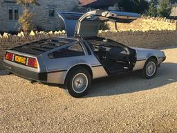 1981 DeLorean DMC-12  (Auto)