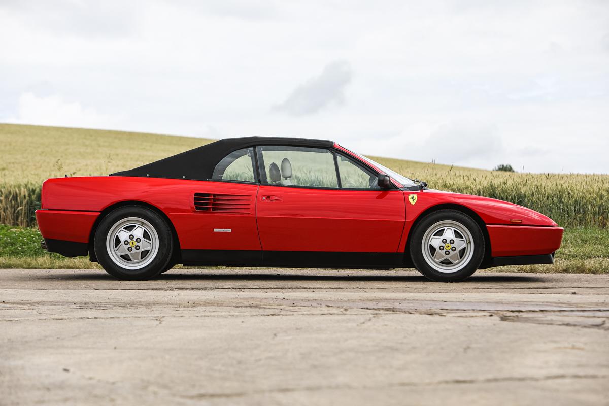 1990 Ferrari Mondial T Cabriolet