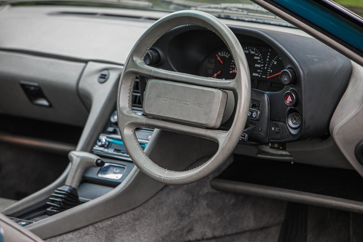 1994 Porsche 928 GTS