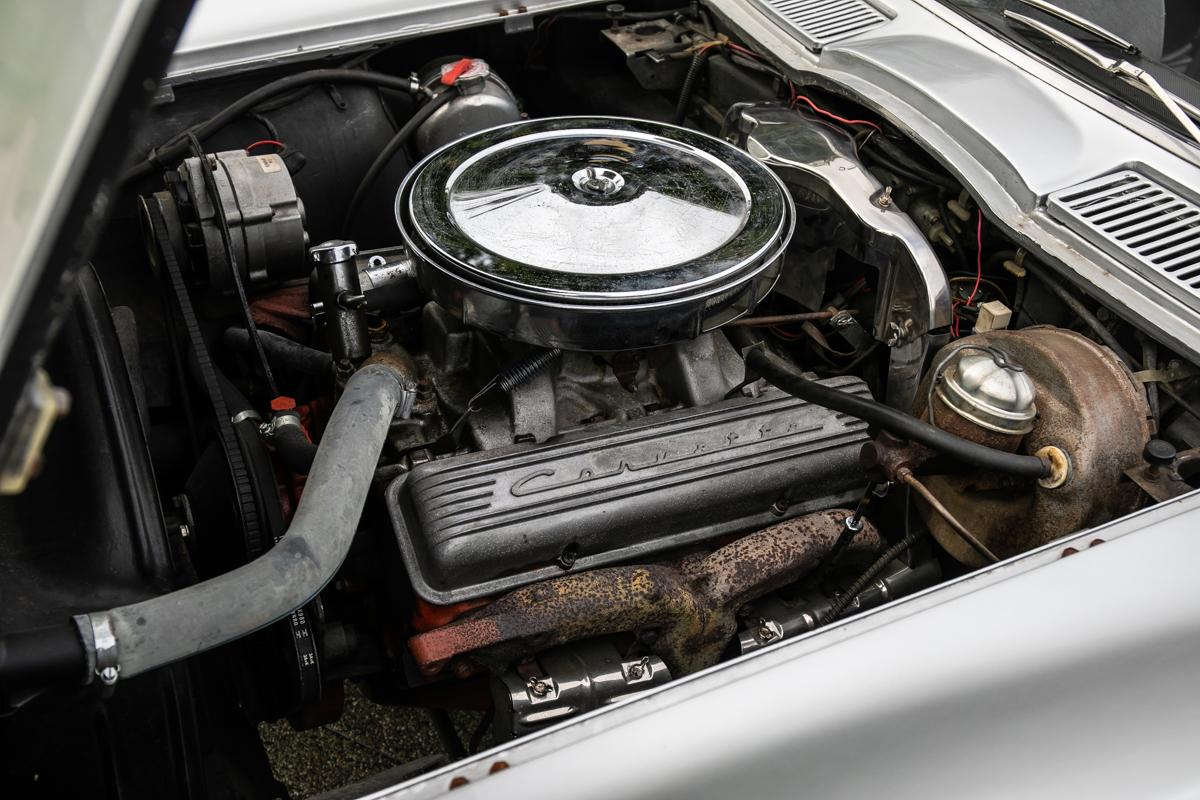 1963 Chevrolet Corvette (C2) Stingray Convertible