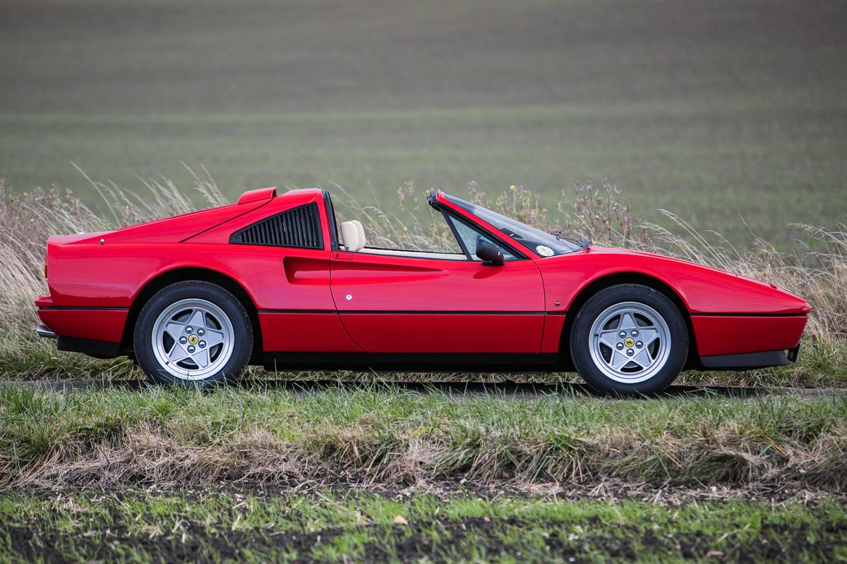 1988 Ferrari 328 GTS