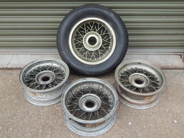 Original 1960 - 1963 Ferrari 250 SWB/GTE 400SA Borrani wire wheels