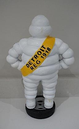 Mr Bibendum Michelin figurine