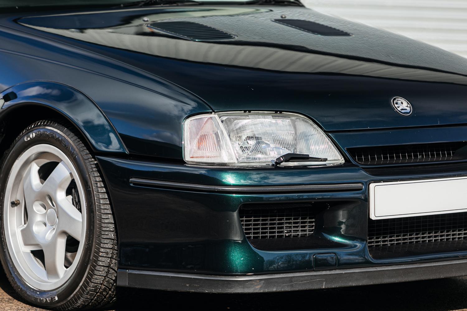 1992 Vauxhall Lotus Carlton