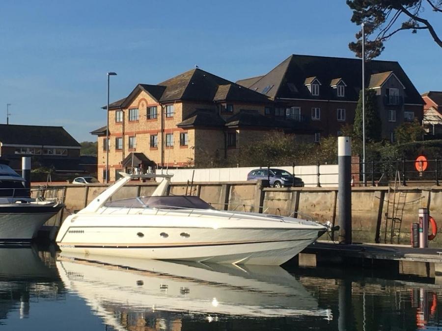 1995 Sunseeker Tomahawk 41 13M - Formerly The Property Of Sir Roger Moore KBE