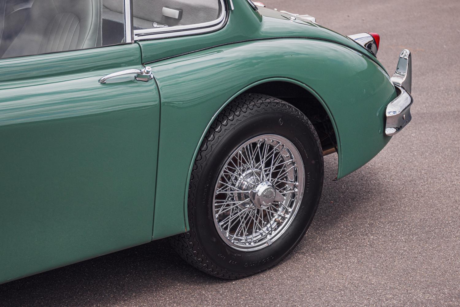 1959 Jaguar XK150 FHC - 5-Speed