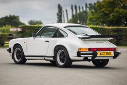 1988 Porsche 911 Carrera Coupe