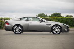 2003 Aston Martin Vanquish