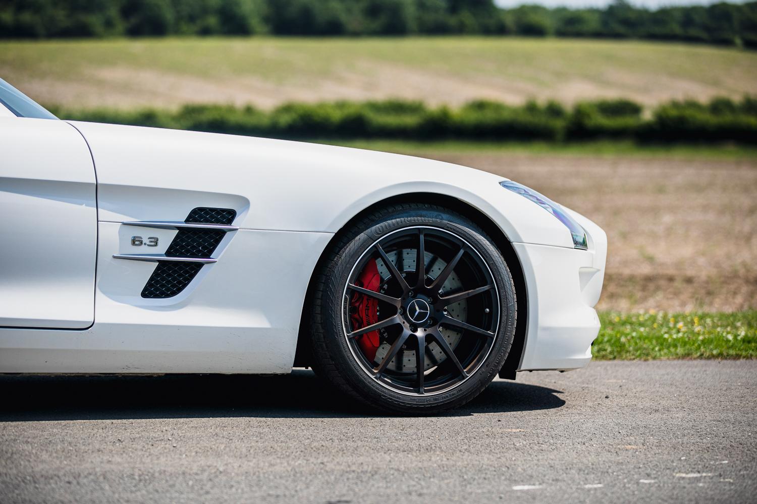 2011 Mercedes-Benz SLS Roadster