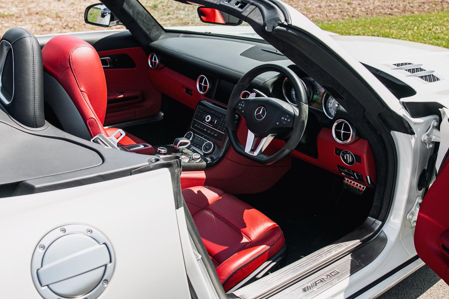 2011 Mercedes-Benz SLS Roadster