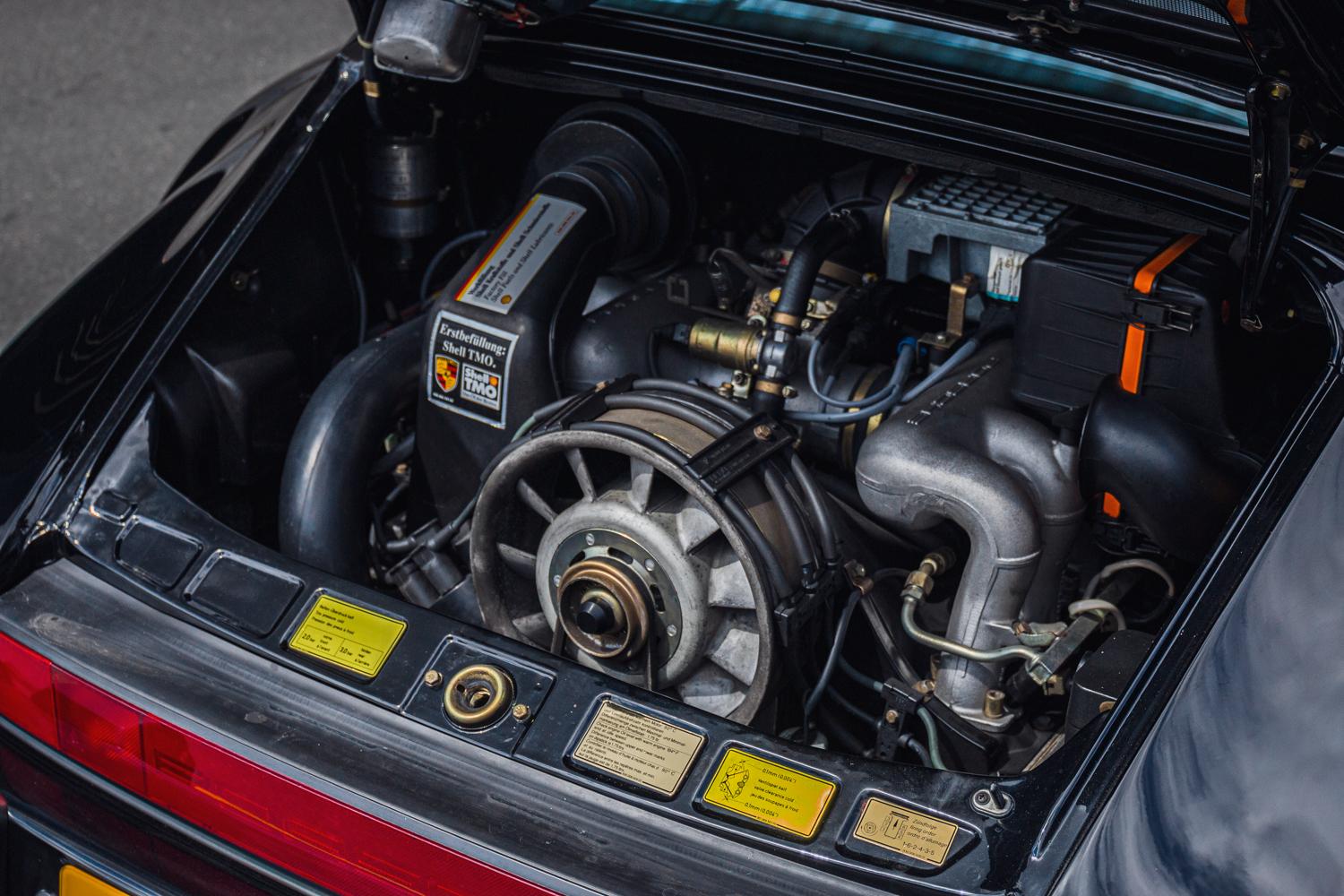 1989 Porsche 911 Carrera Targa Super Sport