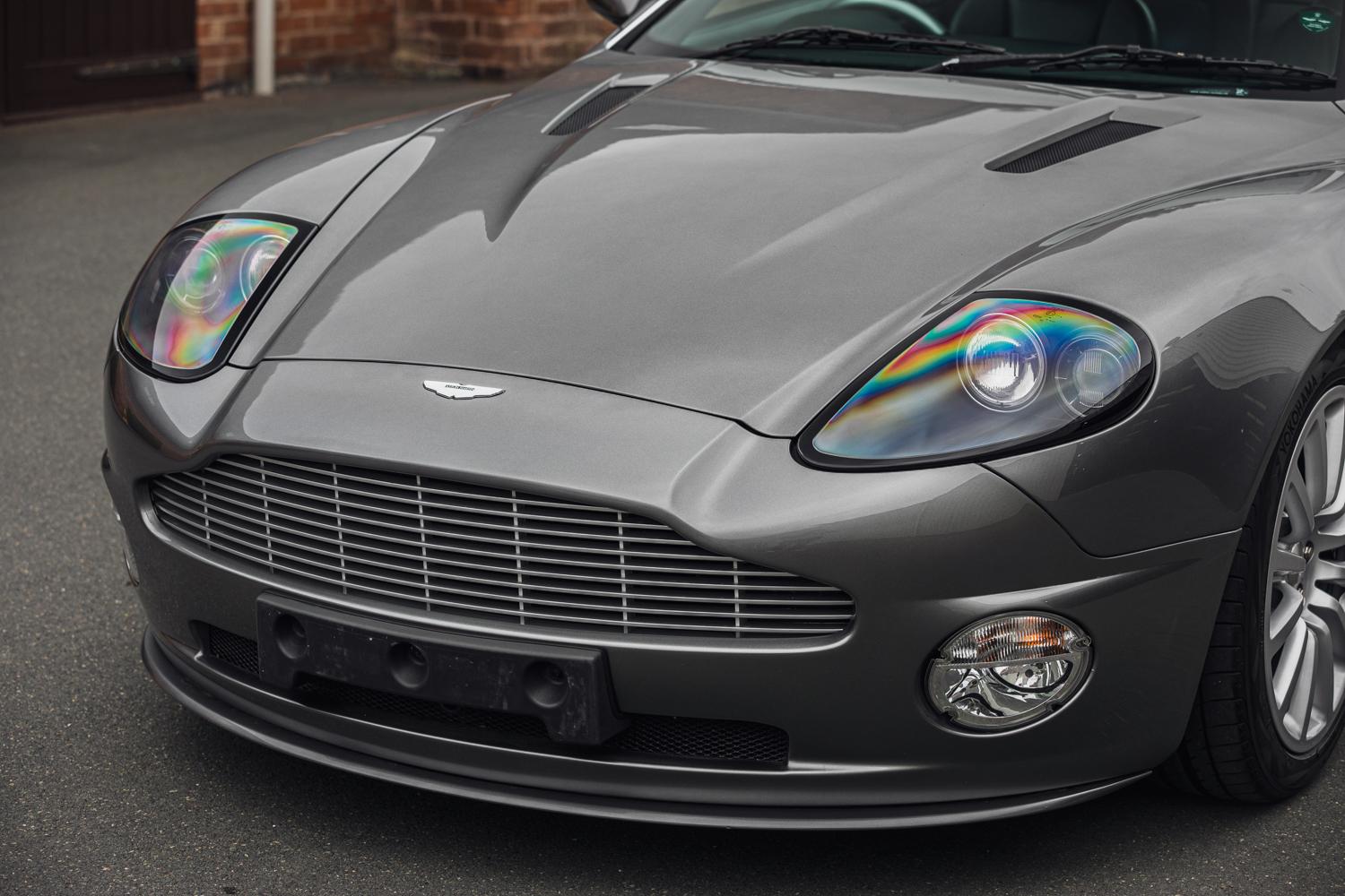 2003 Aston Martin Vanquish