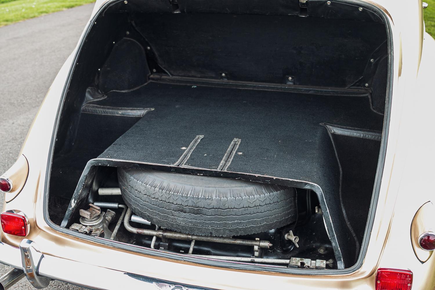 1954 Bentley R-Type Standard Steel Saloon