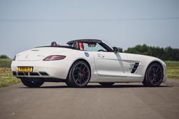 2011 Mercedes-Benz SLS Roadster