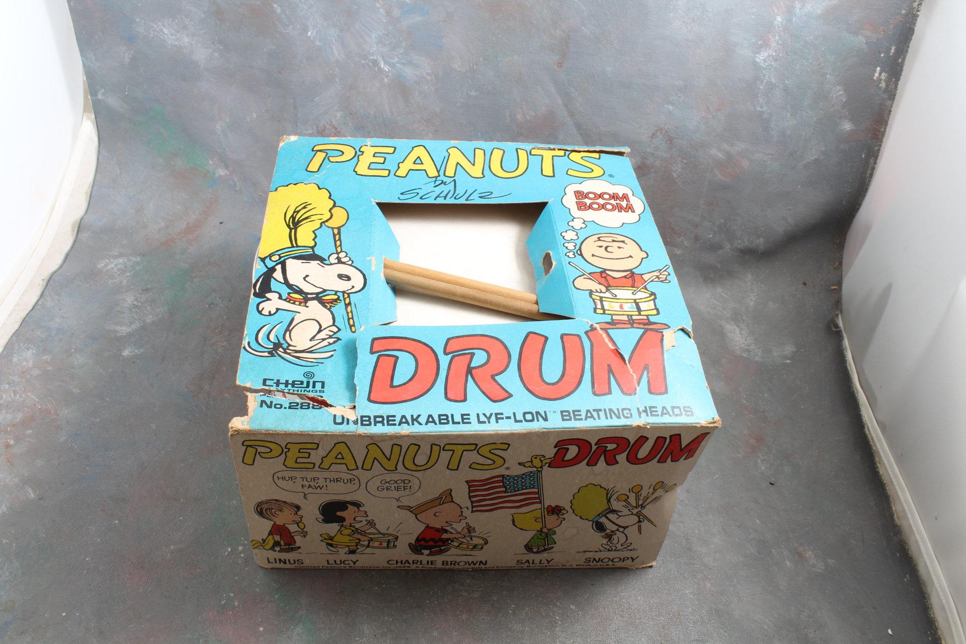 1963 Peanuts Charlie Brown Snoopy Tin Litho Toy Drum Set in Box with Sticks