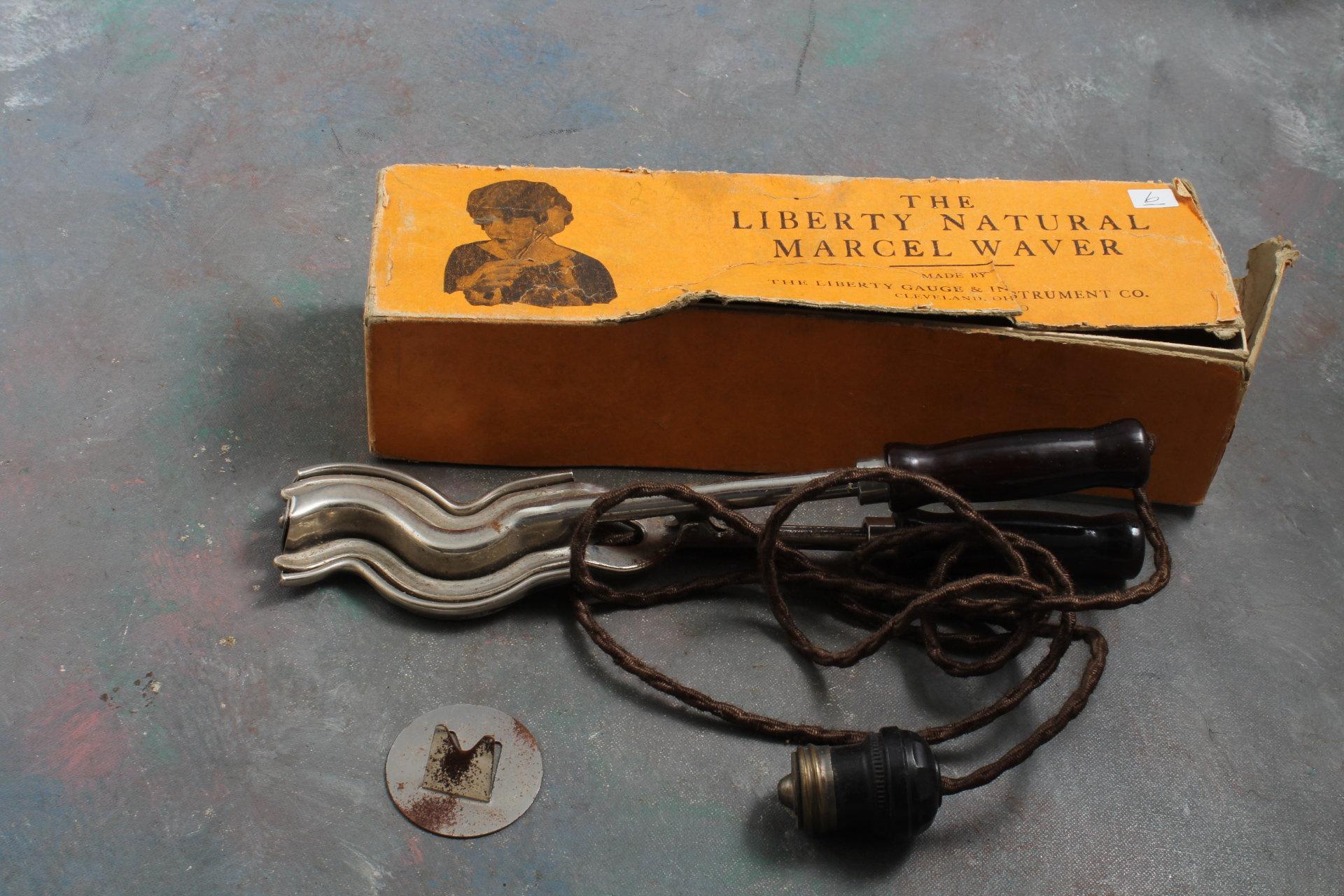 Antique LIBERTY NATURAL MARCEL WAVER for Hair in Original Box