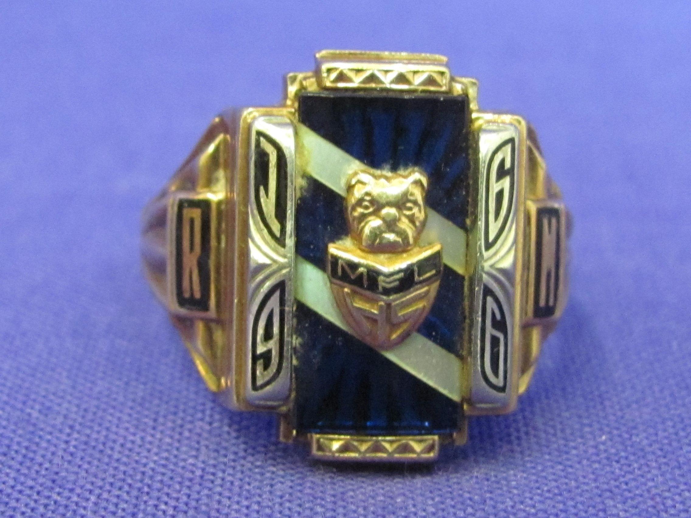 10 Kt Gold Class Ring – 1966 w Bulldog “MFL HS” - Size 13.5 – Weight is 13.3 grams