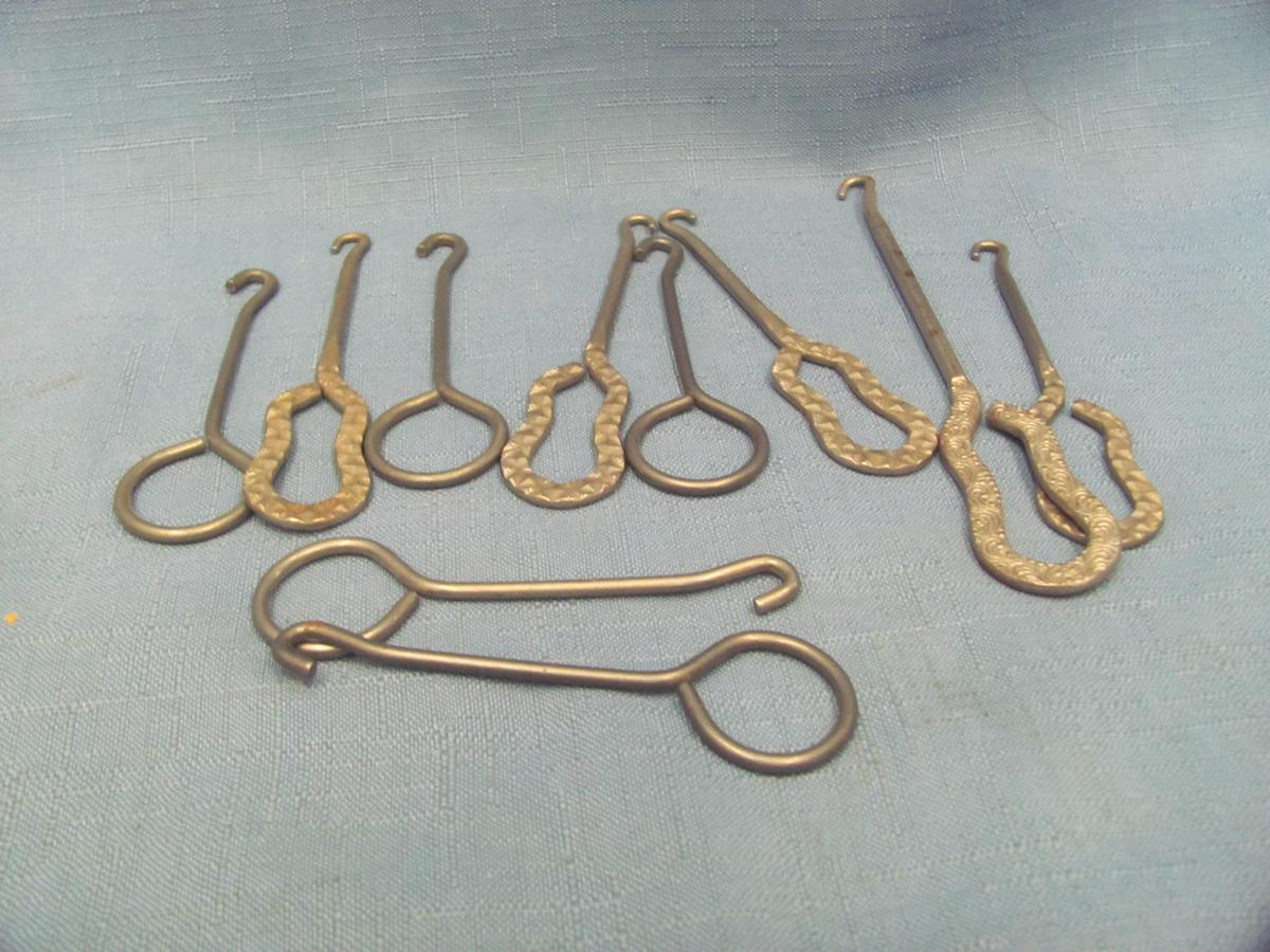 Metal Button Hooks (10) – Longest is 5 1/8” and Shortest is 3 1/8” - Light Wear