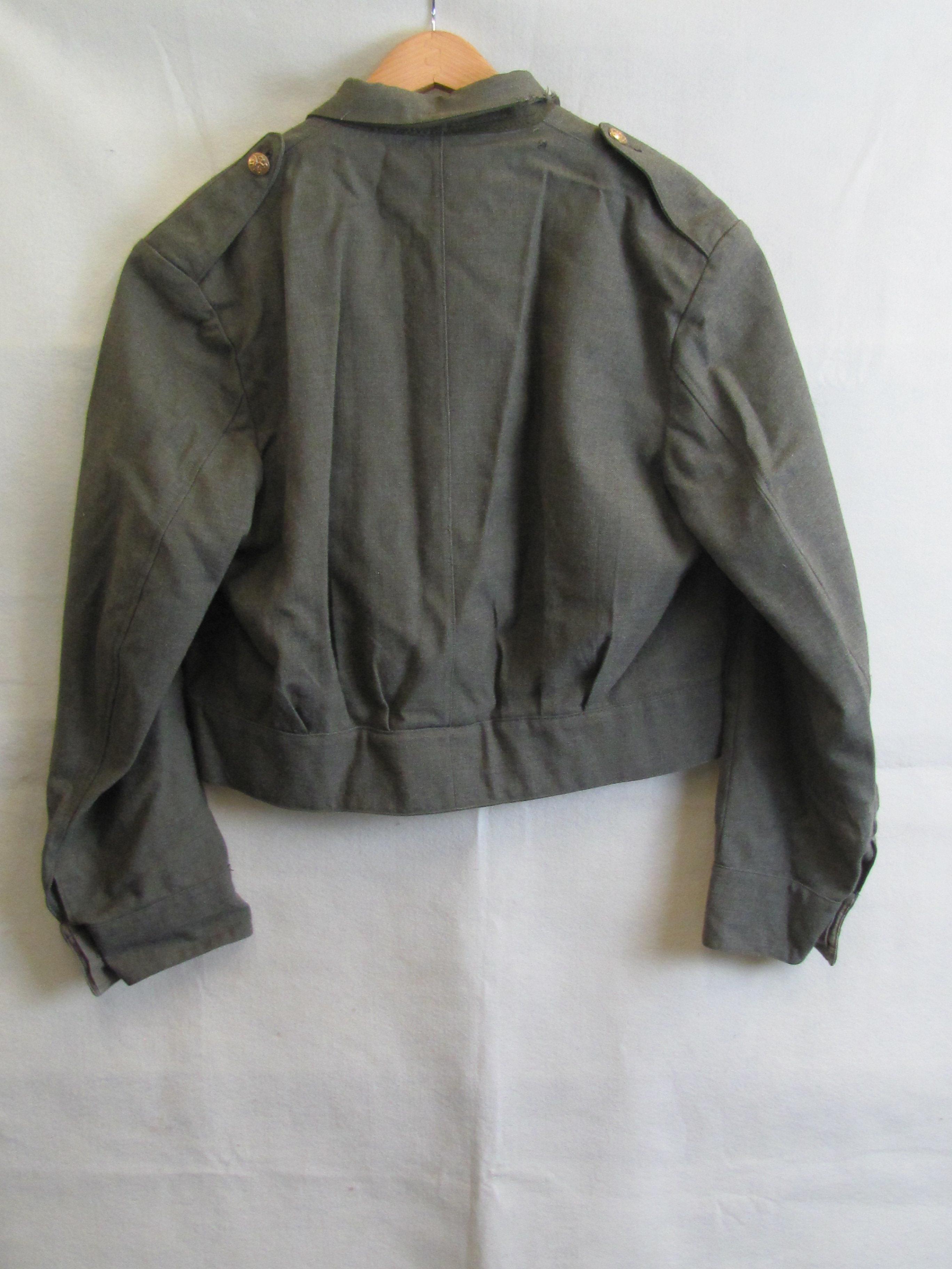 Men's Jacket – Size Medium? - Marked “Mfg. Holland Wool” - Drab-Olive Green/Gray -