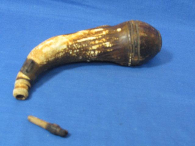 Black Powder Animal Horn With Wood Peg & Bottom End – 8 1/4” L - Horn Has Wear & Crack