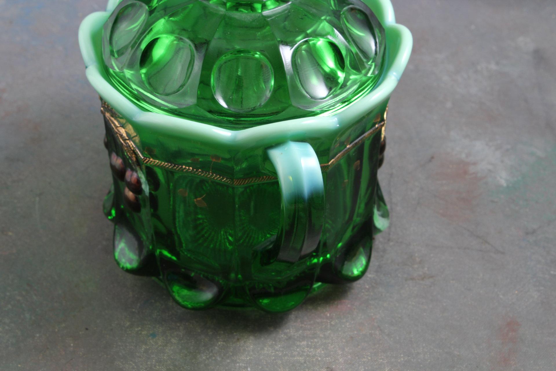 Vintage Westmoreland Emerald Green Opalescent Double Handled Bisquit Jar