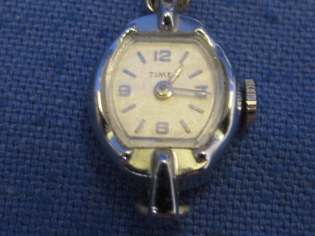 16 Assorted Vintage Watches – None running