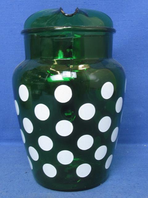 Anchor Hocking White Dots on Forest Green Glass Water Pitcher –Stands  9” Tall