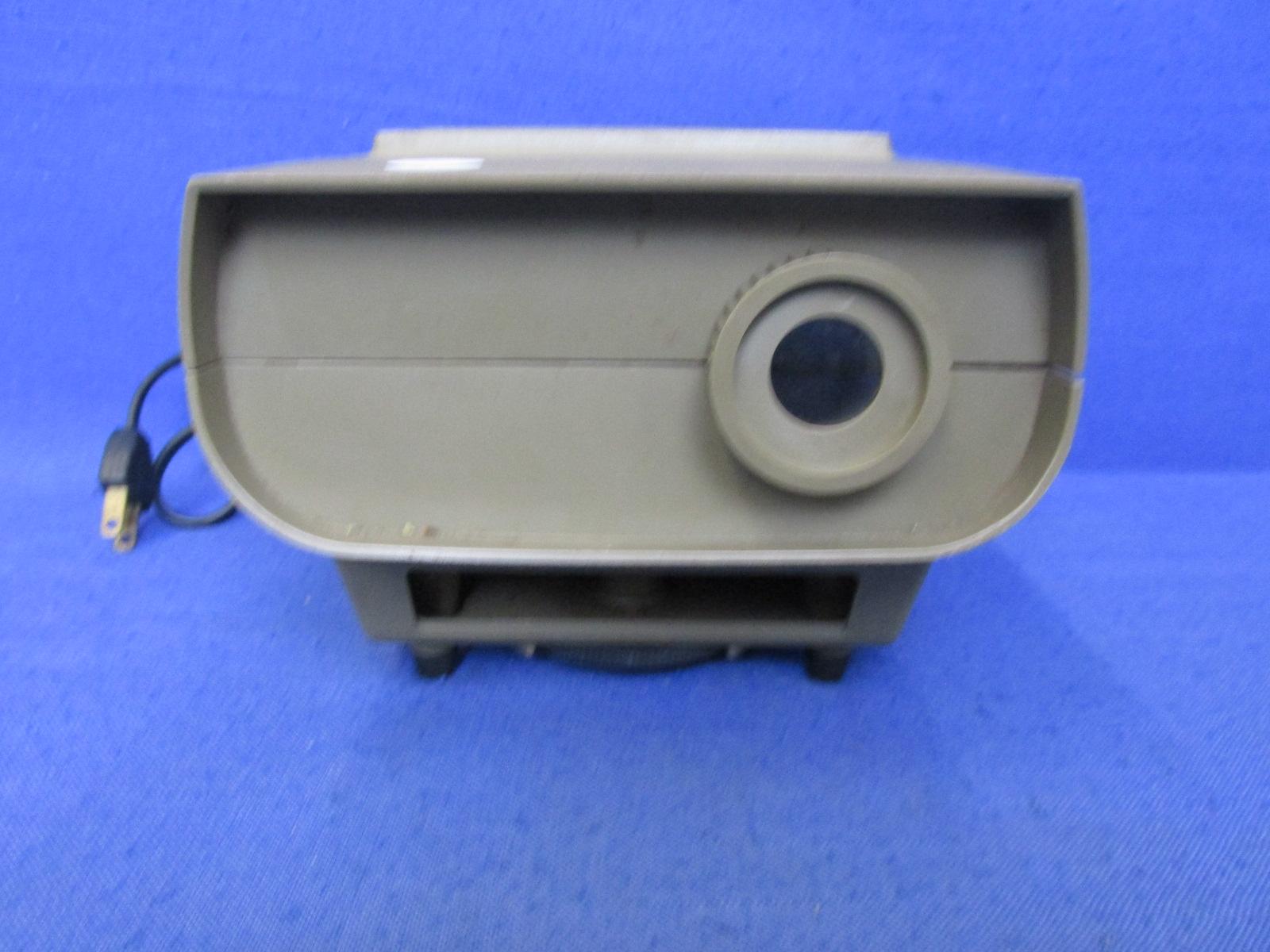 Vintage – Sawyer's View Master 30wt Std. Projector Serial # 005-7691 – 5 1/4”H x 6 3/4”W x 7 1/4”D –