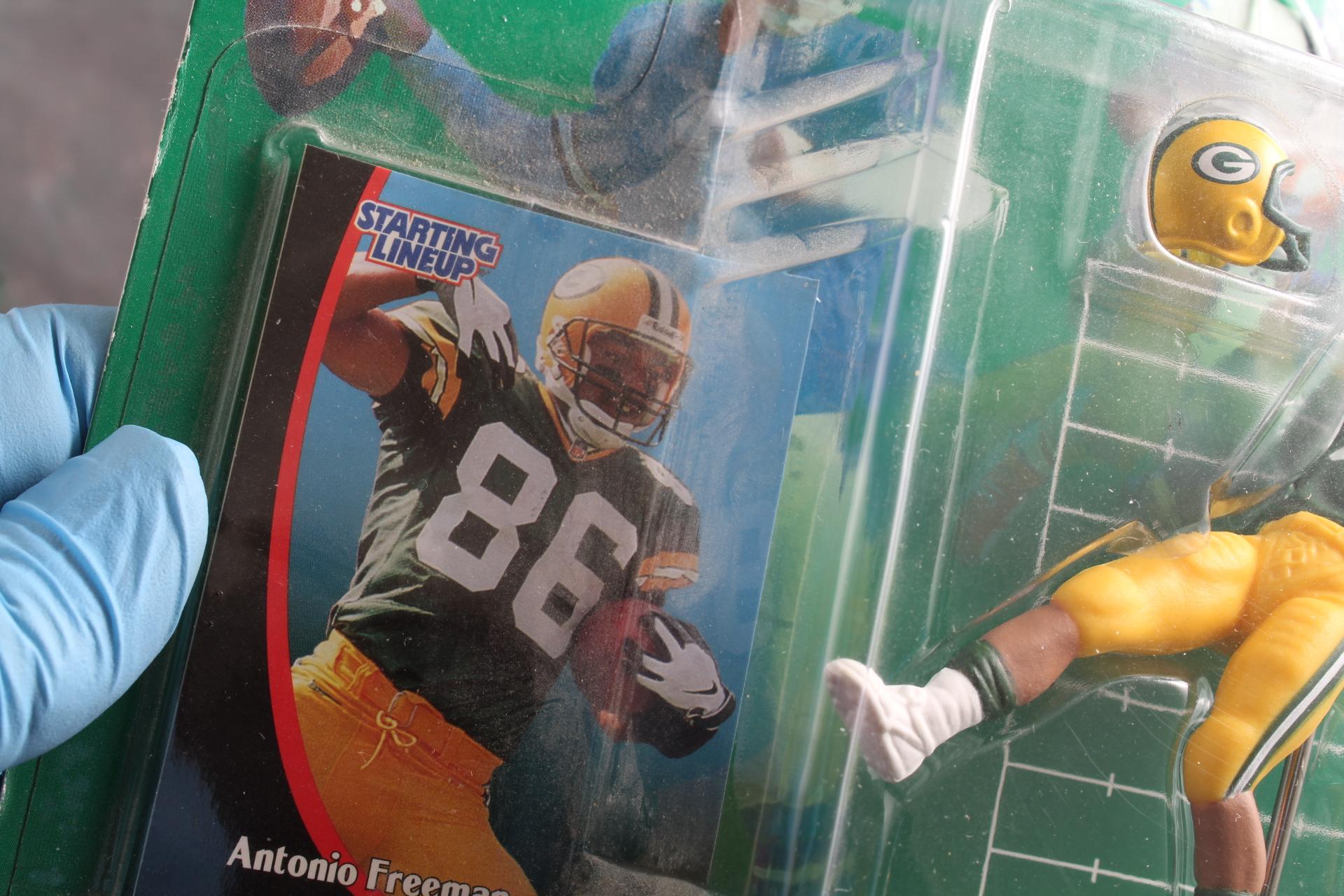 1998 Antonio Freeman Green Bay Packers Football Player Figurine Starting LineUp