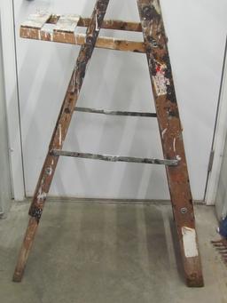 Wood Step Ladder – 50” T – No Shipping – As Shown