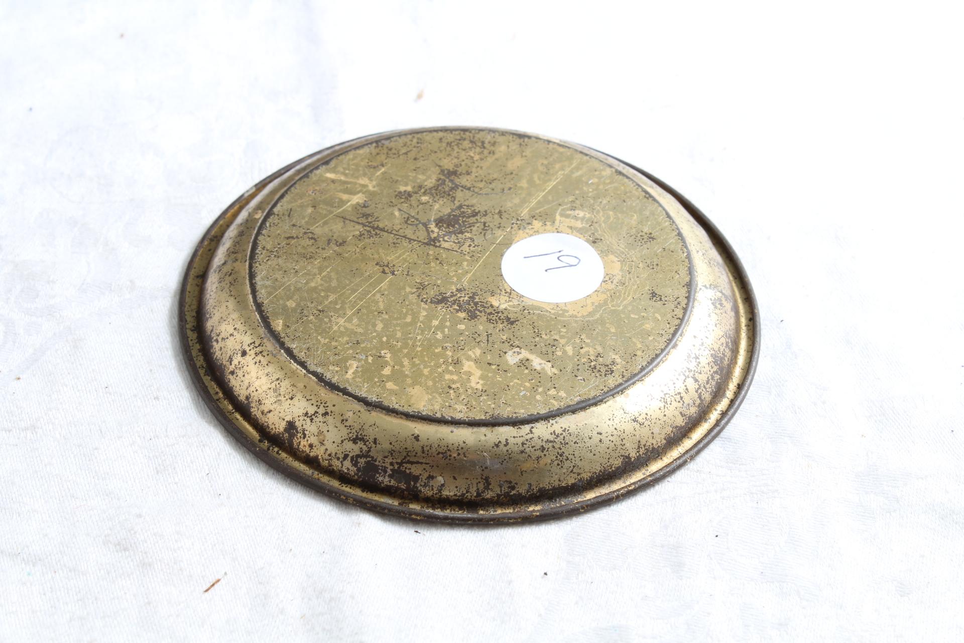 Antique Advertising Tip Tray Hotel Montrose, Washington D.C. 4 1/4" Diameter