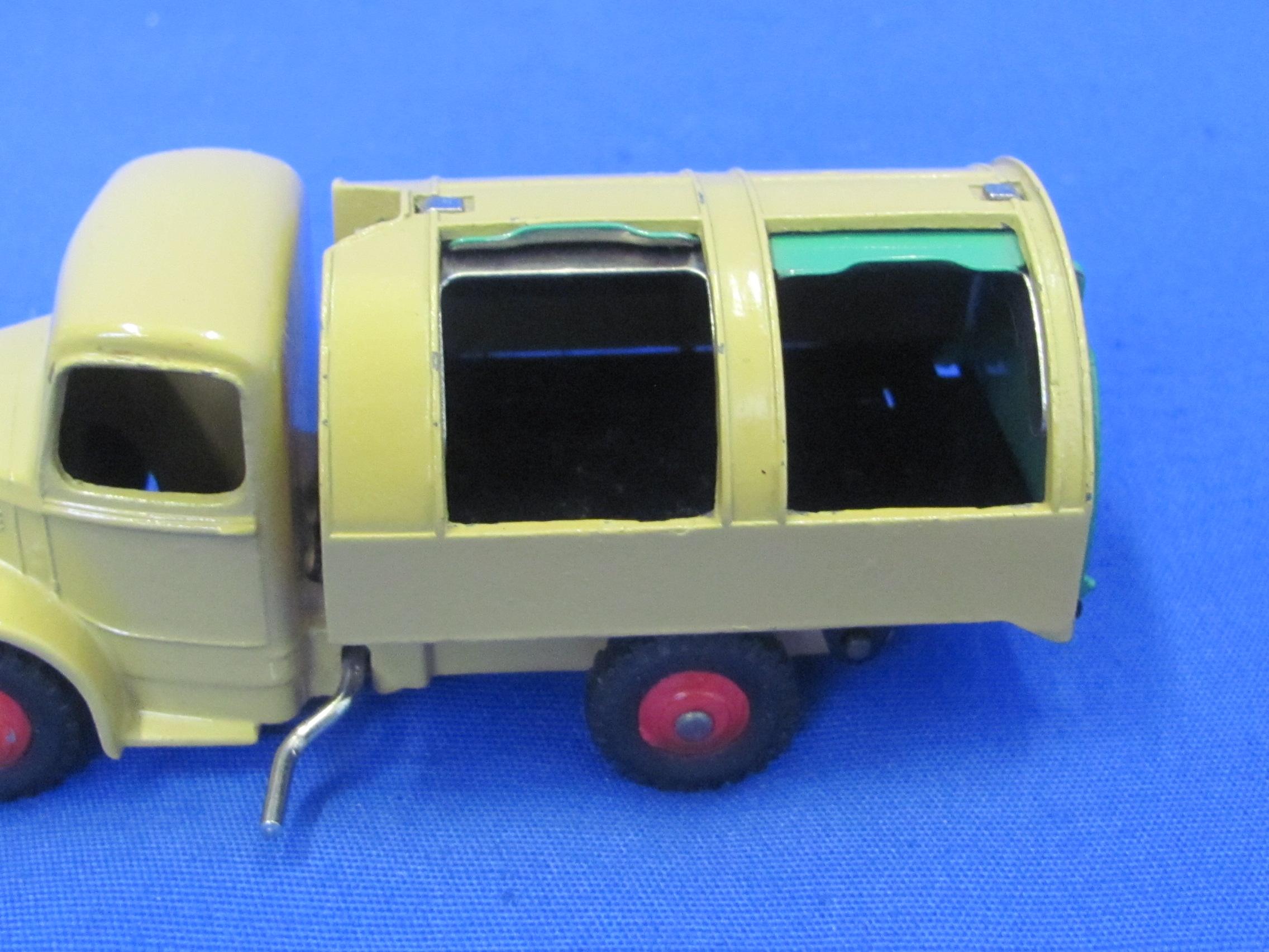 Dinky Toys Refuse Wagon/Garbage Truck by Meccano – Made in England – 4 1/4” long