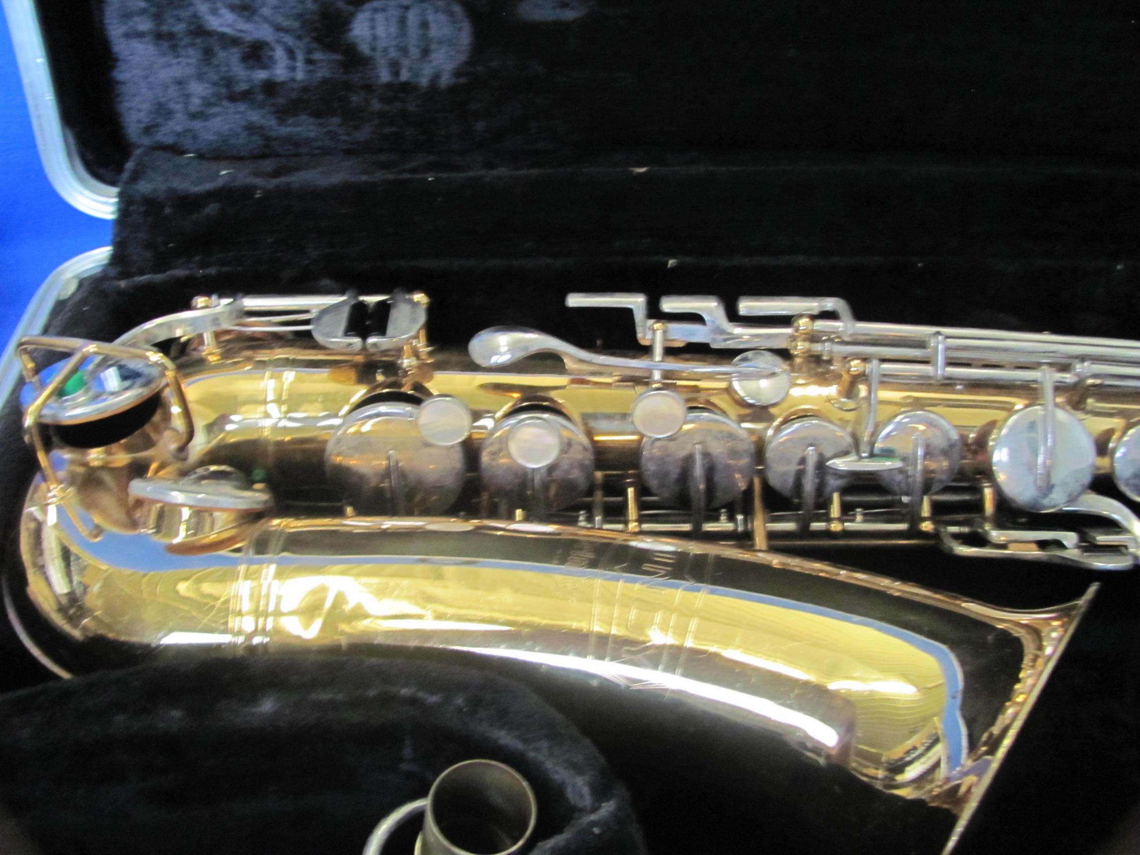 Bundy Selmer Saxophone With Hard Case