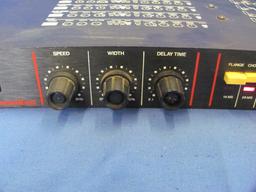 Vintage DOD Rack Mount Digital Delay System R-909